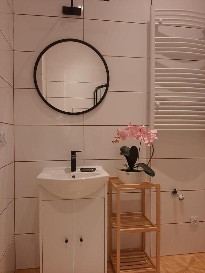 Apartamenty Jednosci 46 브로츠와프 외부 사진